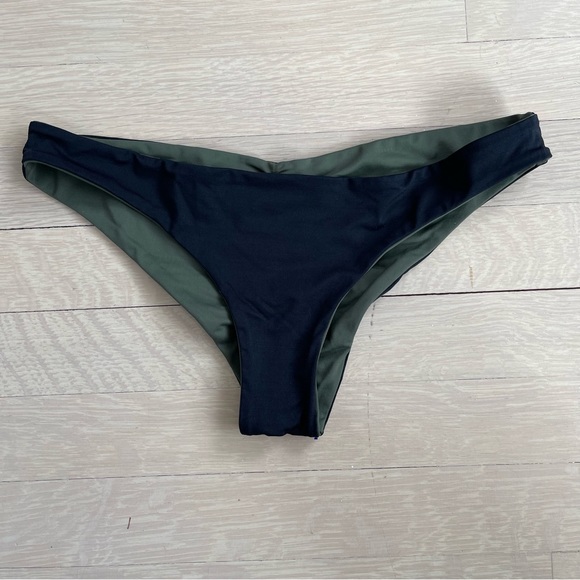 LSPACE bikini - Picture 3 of 3